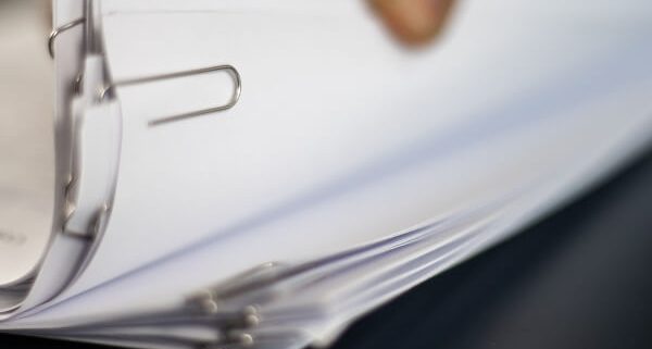 Aumento Abusivo em Planos de Saúde Coletivos para Empresas e Sindicatos: Como Identificar e Exigir o Reequilíbrio Contratual